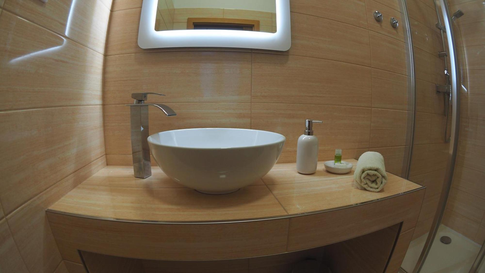 Hotel Britannia Vsetín エクステリア 写真