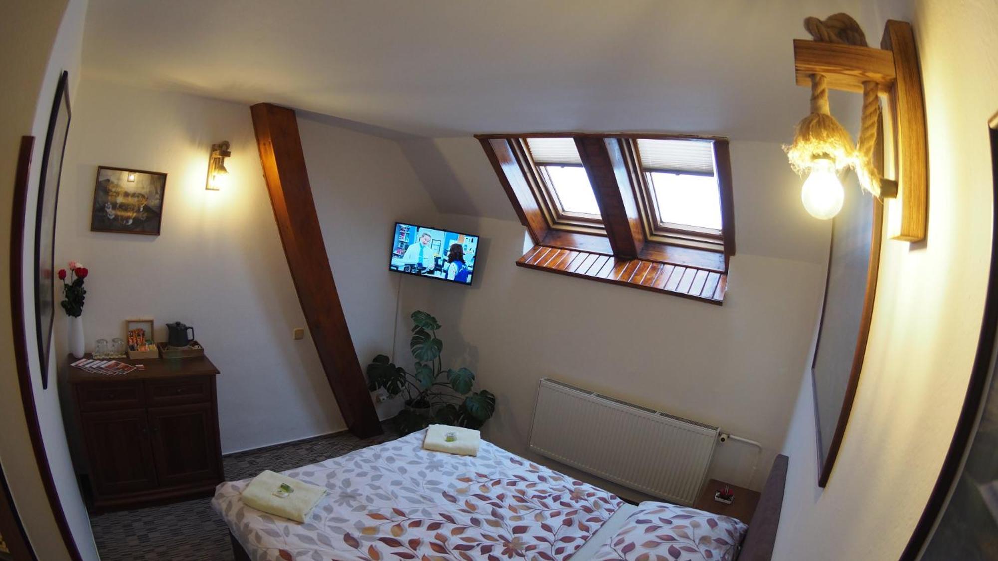 Hotel Britannia Vsetín エクステリア 写真